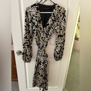 Donna Ricco Black and Cream Wrap Dress
